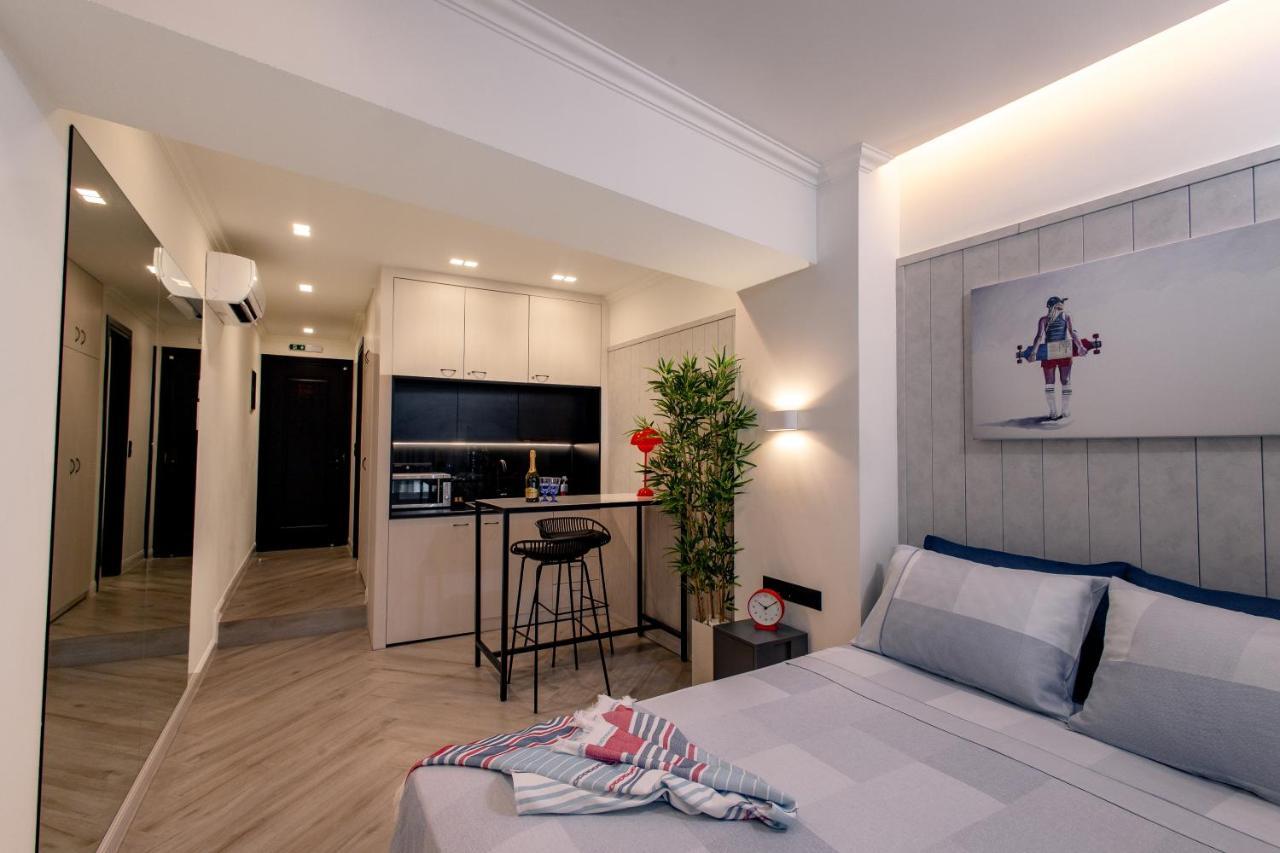 Aparthotel Triple A @ Trendy Psiri - Art & Nightlife Atene Esterno foto