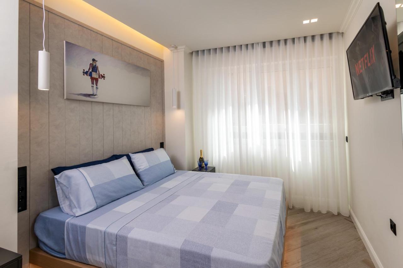 Aparthotel Triple A @ Trendy Psiri - Art & Nightlife Atene Esterno foto